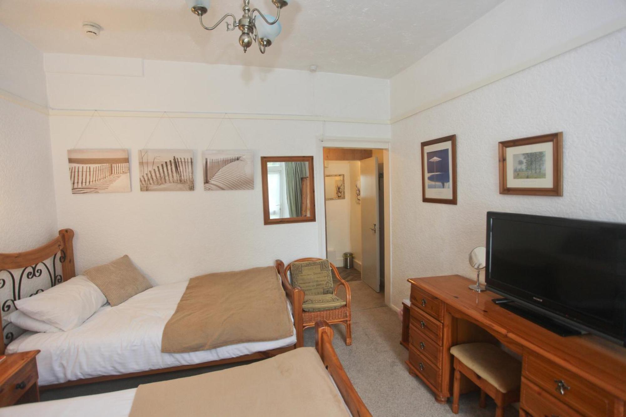The Clydesdale Hotel Paignton Room photo