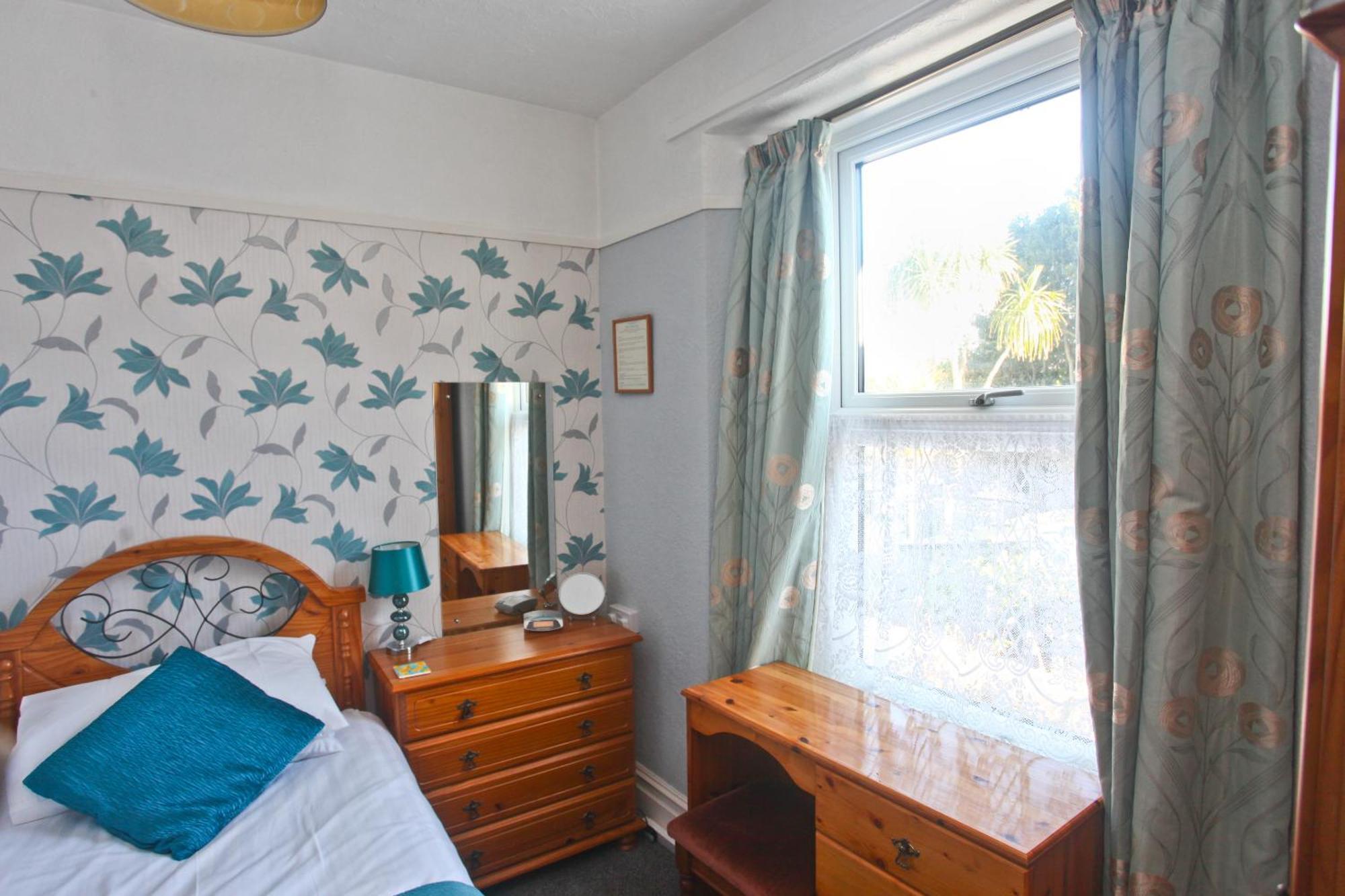 The Clydesdale Hotel Paignton Room photo
